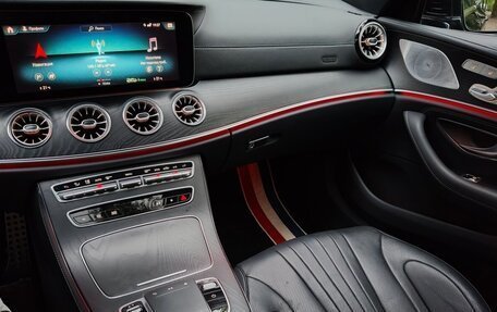 Mercedes-Benz CLS, 2022 год, 7 499 000 рублей, 19 фотография