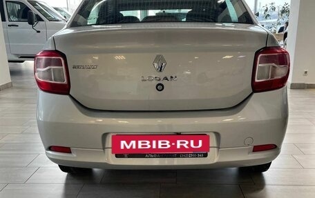 Renault Logan II, 2018 год, 960 000 рублей, 5 фотография