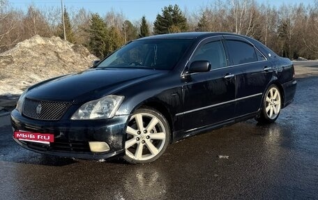 Toyota Crown, 2004 год, 670 000 рублей, 2 фотография