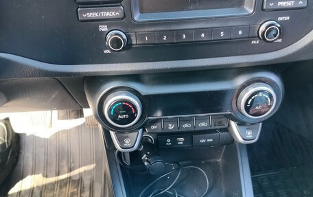 KIA Rio IV, 2018 год, 1 530 000 рублей, 9 фотография