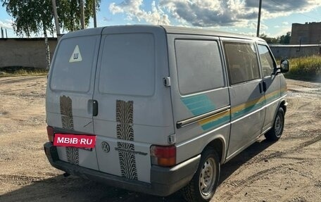 Volkswagen Transporter T4, 1995 год, 430 000 рублей, 2 фотография