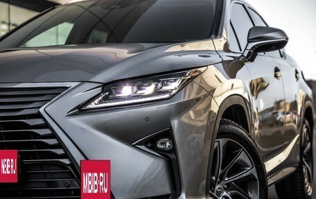 Lexus RX IV рестайлинг, 2017 год, 5 149 000 рублей, 2 фотография