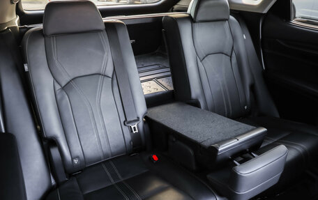 Lexus RX IV рестайлинг, 2017 год, 5 149 000 рублей, 34 фотография
