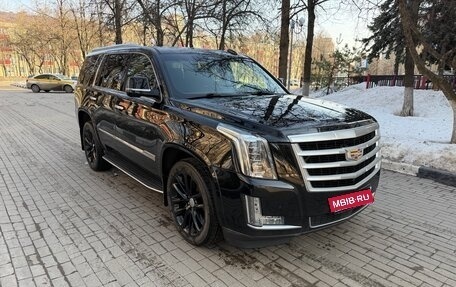 Cadillac Escalade IV, 2015 год, 3 600 000 рублей, 1 фотография