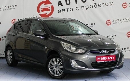 Hyundai Solaris II рестайлинг, 2012 год, 799 000 рублей, 1 фотография