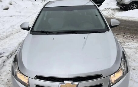 Chevrolet Cruze II, 2012 год, 785 000 рублей, 3 фотография