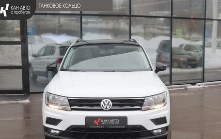 Volkswagen Tiguan II, 2017 год, 1 984 000 рублей, 2 фотография