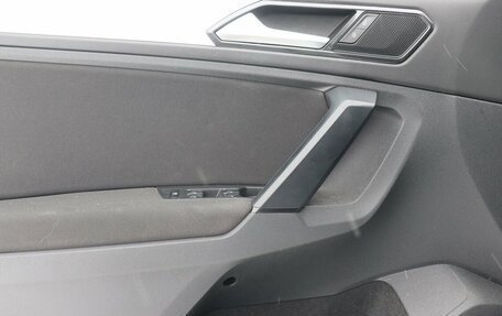 Volkswagen Tiguan II, 2017 год, 1 984 000 рублей, 9 фотография