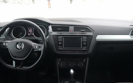 Volkswagen Tiguan II, 2017 год, 1 984 000 рублей, 7 фотография