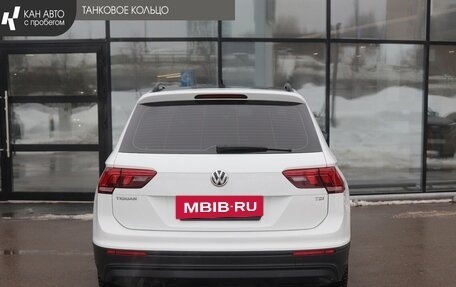 Volkswagen Tiguan II, 2017 год, 1 984 000 рублей, 4 фотография