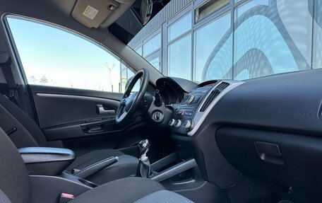 KIA cee'd I рестайлинг, 2011 год, 697 000 рублей, 7 фотография