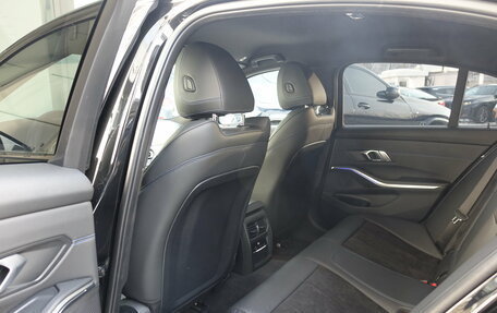 BMW 3 серия, 2021 год, 4 690 000 рублей, 23 фотография