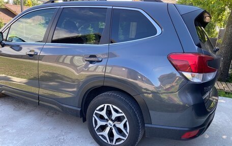 Subaru Forester, 2020 год, 2 750 000 рублей, 2 фотография