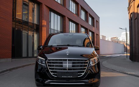 Mercedes-Benz V-Класс, 2025 год, 14 200 000 рублей, 2 фотография