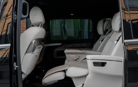 Mercedes-Benz V-Класс, 2025 год, 14 200 000 рублей, 31 фотография