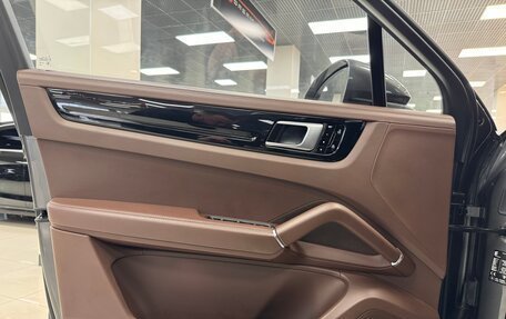 Porsche Cayenne III, 2021 год, 11 290 000 рублей, 11 фотография