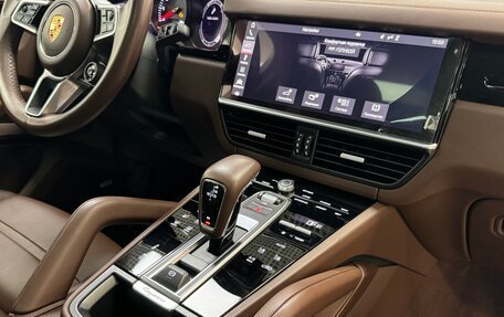 Porsche Cayenne III, 2021 год, 11 290 000 рублей, 23 фотография