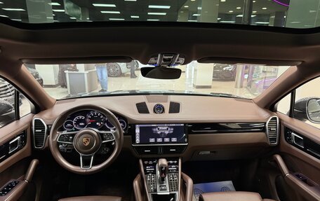 Porsche Cayenne III, 2021 год, 11 290 000 рублей, 24 фотография