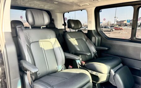 Hyundai Staria, 2024 год, 7 200 000 рублей, 8 фотография