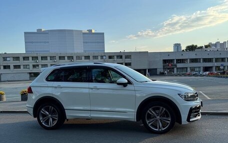 Volkswagen Tiguan II, 2018 год, 2 950 000 рублей, 3 фотография