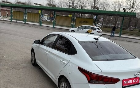 Hyundai Solaris II рестайлинг, 2018 год, 779 000 рублей, 1 фотография