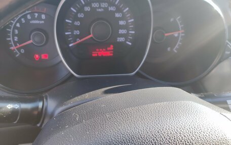 KIA Rio III рестайлинг, 2012 год, 630 000 рублей, 8 фотография