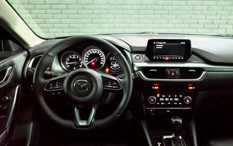 Mazda 6, 2017 год, 2 000 000 рублей, 16 фотография