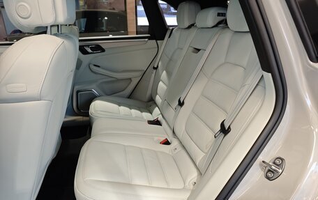 Porsche Macan I рестайлинг, 2025 год, 15 790 000 рублей, 38 фотография