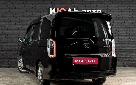 Honda Stepwgn IV, 2014 год, 1 680 000 рублей, 7 фотография