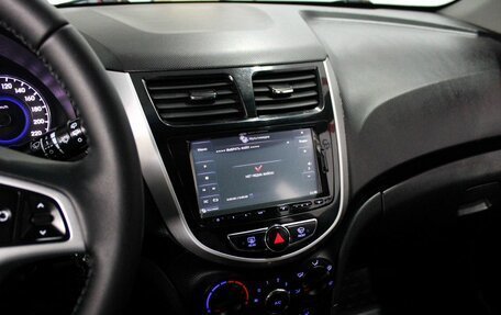 Hyundai Solaris II рестайлинг, 2012 год, 799 000 рублей, 10 фотография