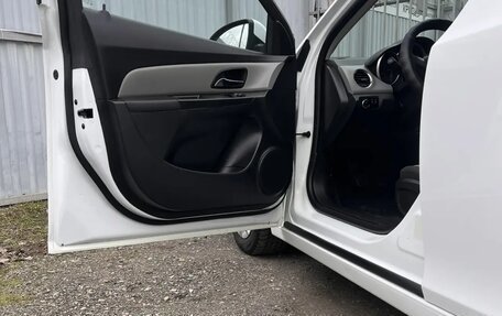 Chevrolet Cruze II, 2013 год, 820 000 рублей, 21 фотография