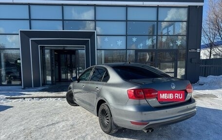 Volkswagen Jetta VI, 2012 год, 950 000 рублей, 8 фотография