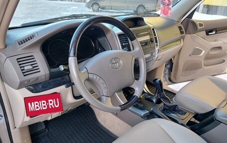 Toyota Land Cruiser Prado 120 рестайлинг, 2008 год, 3 120 000 рублей, 22 фотография