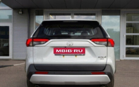 Toyota RAV4, 2025 год, 4 700 000 рублей, 6 фотография