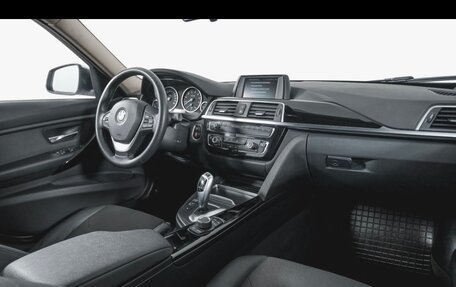 BMW 3 серия, 2018 год, 3 100 000 рублей, 1 фотография