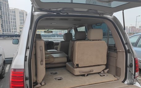 Toyota Land Cruiser 100 рестайлинг 2, 2001 год, 1 850 000 рублей, 11 фотография