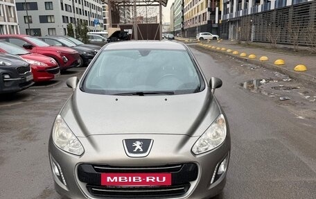 Peugeot 308 II, 2011 год, 550 000 рублей, 2 фотография