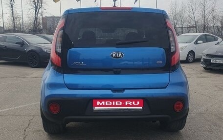 KIA Soul II рестайлинг, 2018 год, 1 670 000 рублей, 5 фотография