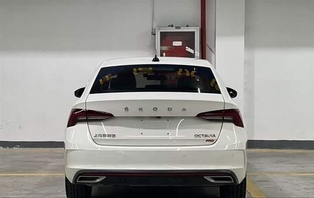 Skoda Octavia IV, 2022 год, 1 493 000 рублей, 2 фотография