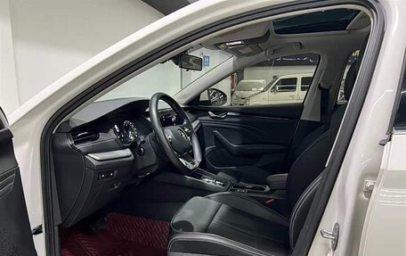 Skoda Octavia IV, 2022 год, 1 493 000 рублей, 18 фотография