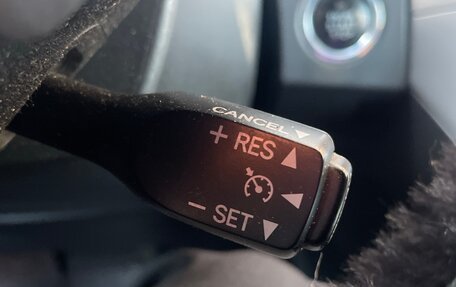 Toyota Auris II, 2008 год, 9 фотография