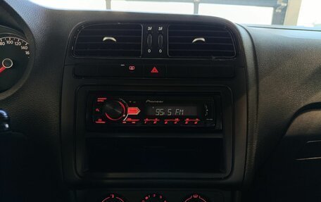 Volkswagen Polo VI (EU Market), 2015 год, 959 000 рублей, 11 фотография