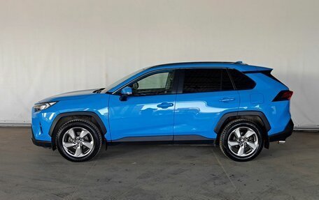 Toyota RAV4, 2021 год, 3 397 000 рублей, 7 фотография