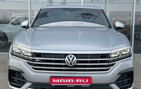 Volkswagen Touareg III, 2018 год, 5 200 000 рублей, 2 фотография