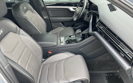 Volkswagen Touareg III, 2018 год, 5 200 000 рублей, 12 фотография