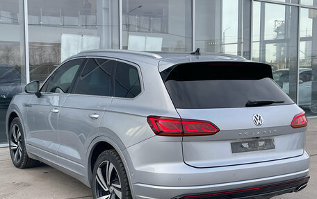Volkswagen Touareg III, 2018 год, 5 200 000 рублей, 7 фотография