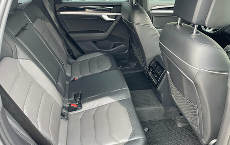 Volkswagen Touareg III, 2018 год, 5 200 000 рублей, 16 фотография