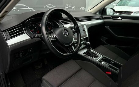 Volkswagen Passat B8 рестайлинг, 2019 год, 1 779 500 рублей, 5 фотография