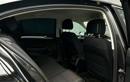 Volkswagen Passat B8 рестайлинг, 2019 год, 1 779 500 рублей, 10 фотография