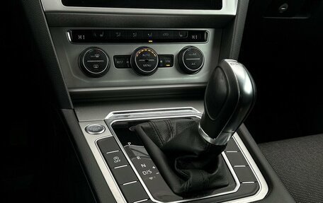 Volkswagen Passat B8 рестайлинг, 2019 год, 1 779 500 рублей, 19 фотография